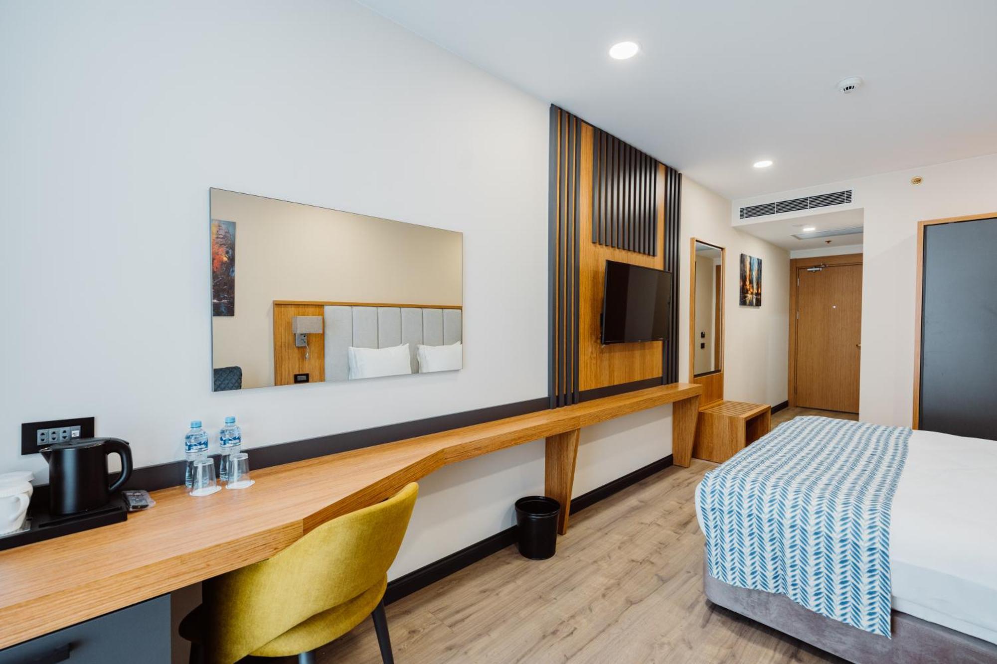 Best Western Plus Batumi Ngoại thất bức ảnh