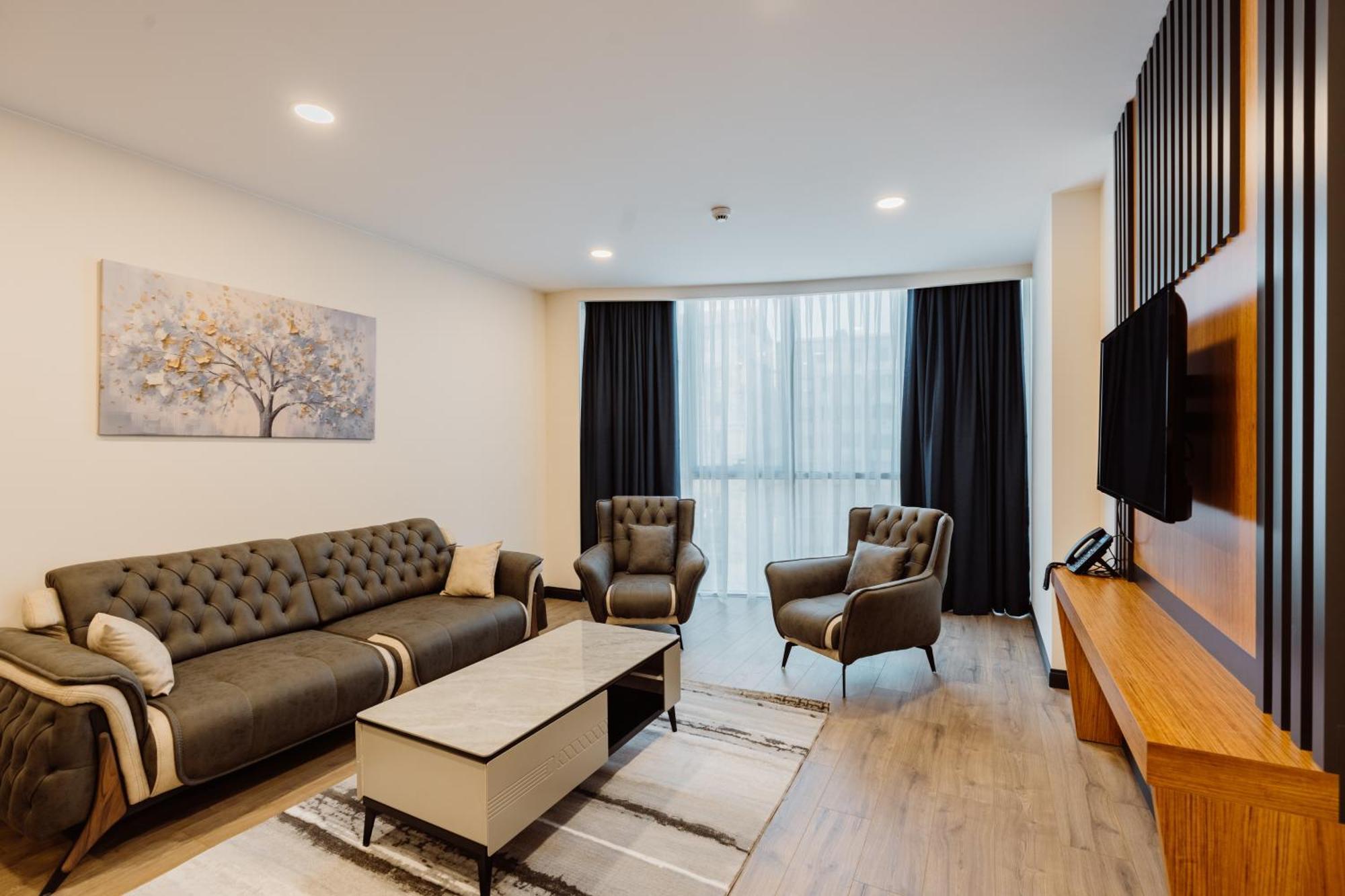Best Western Plus Batumi Ngoại thất bức ảnh