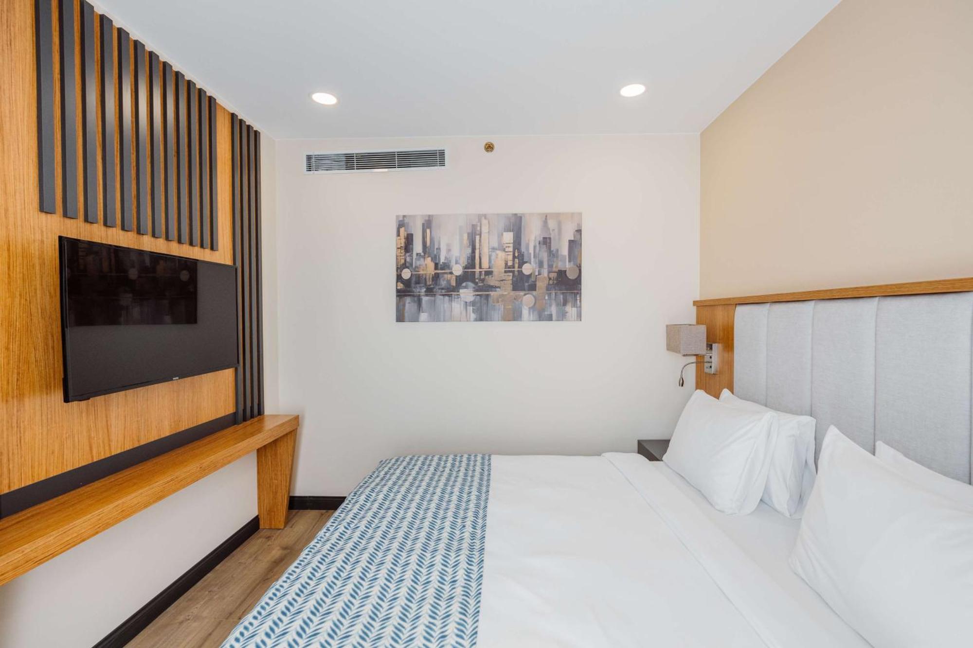 Best Western Plus Batumi Ngoại thất bức ảnh