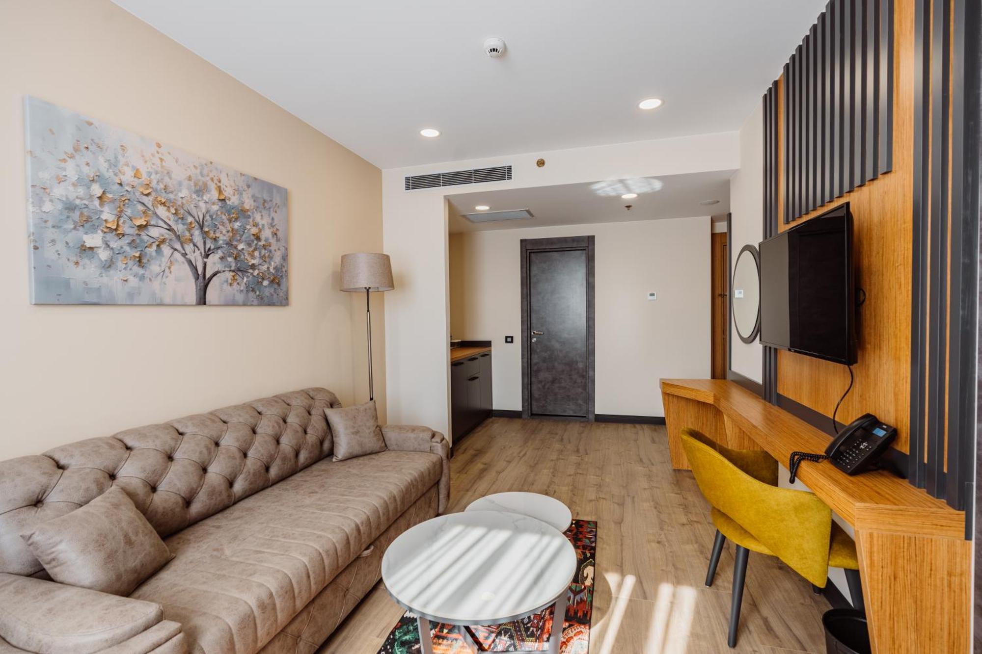 Best Western Plus Batumi Ngoại thất bức ảnh