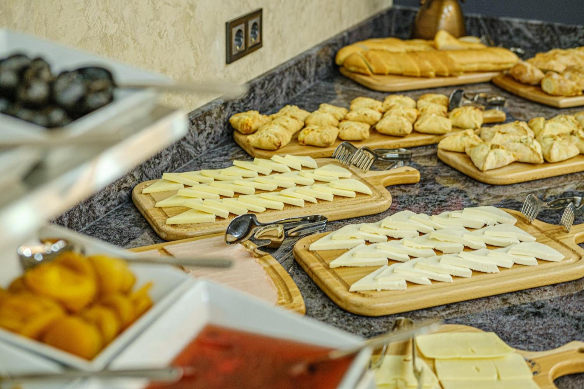 Best Western Plus Batumi Ngoại thất bức ảnh