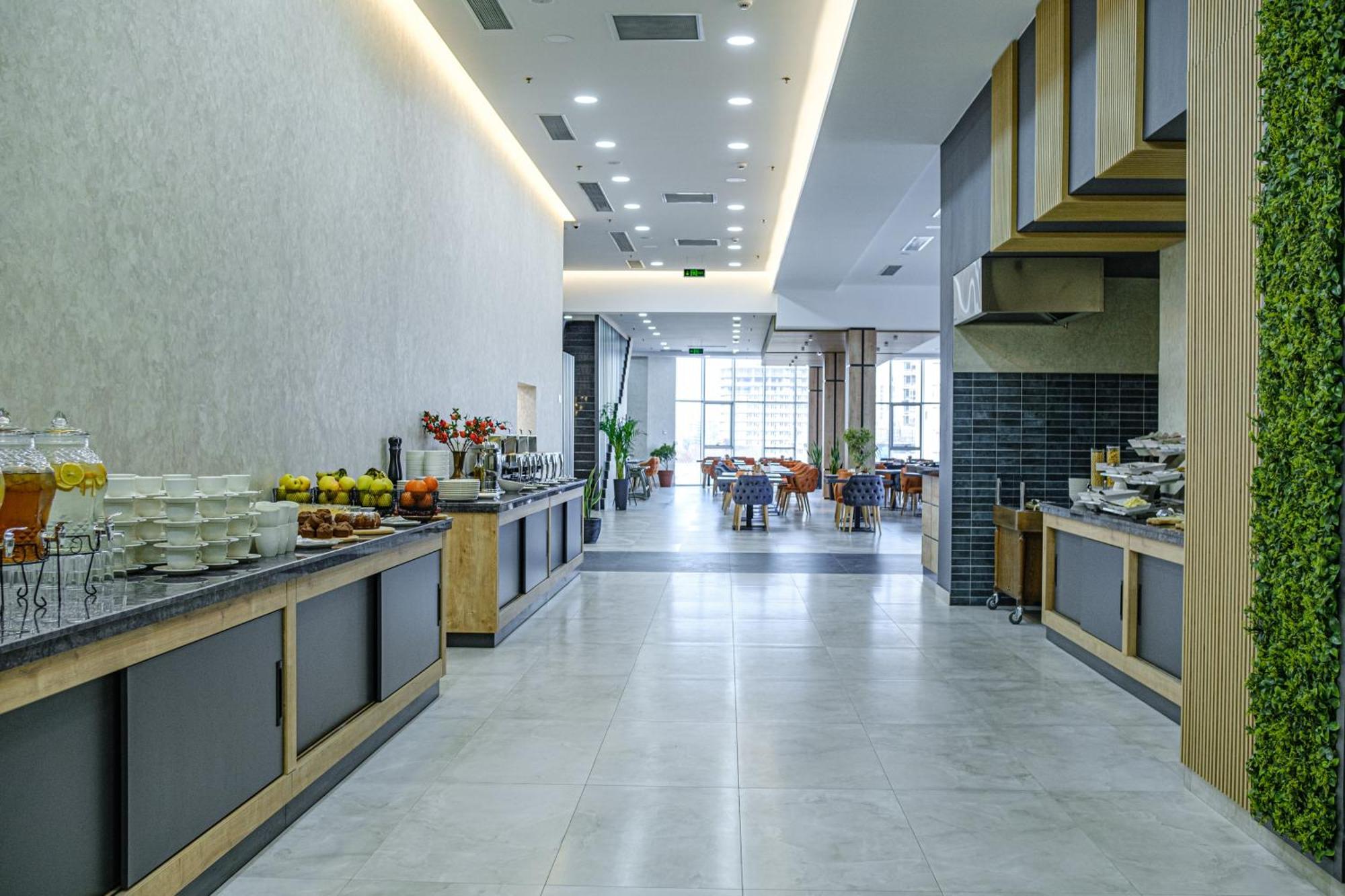Best Western Plus Batumi Ngoại thất bức ảnh