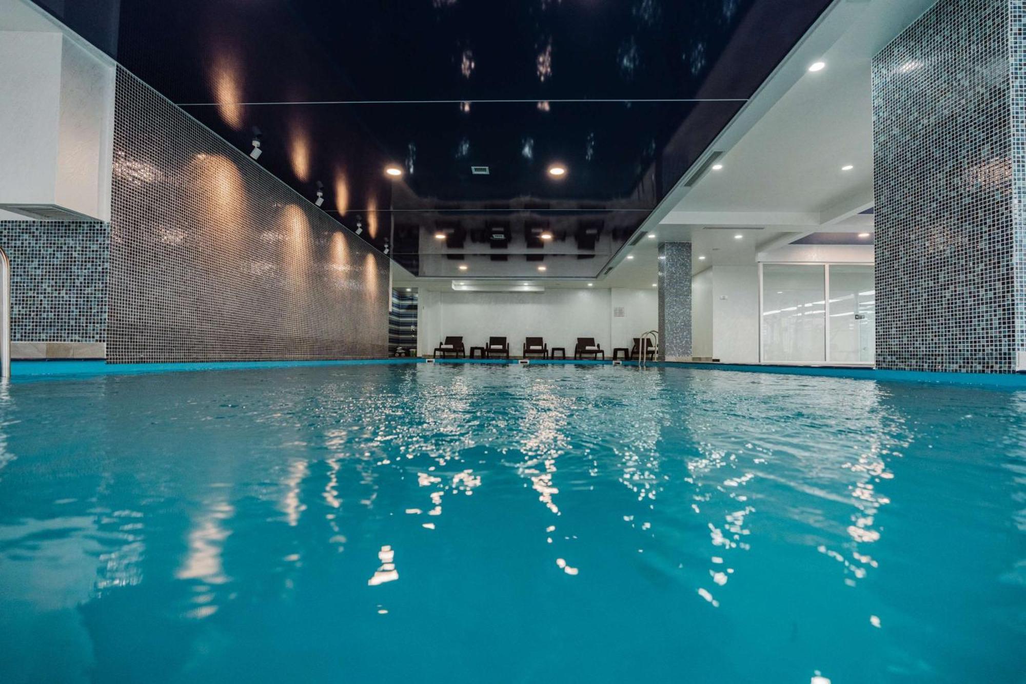 Best Western Plus Batumi Ngoại thất bức ảnh